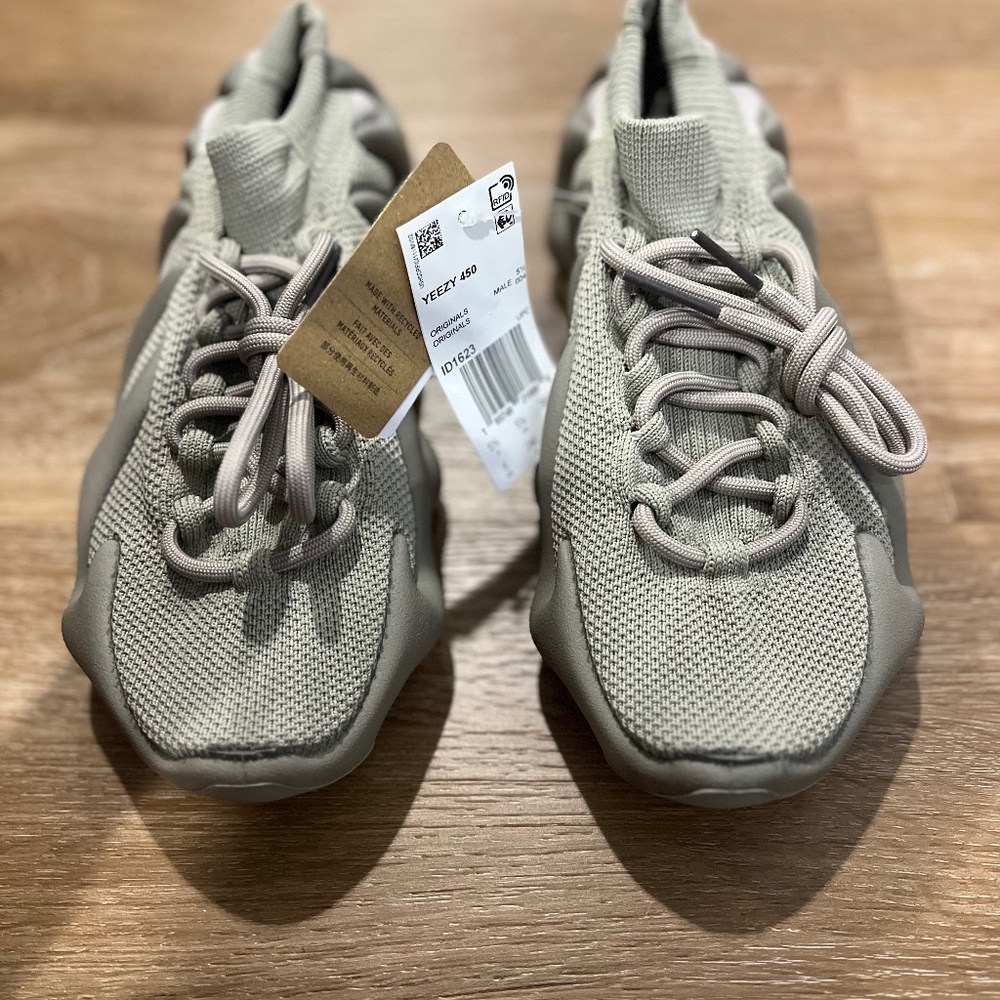 Yeezy 450 Model: ID1623